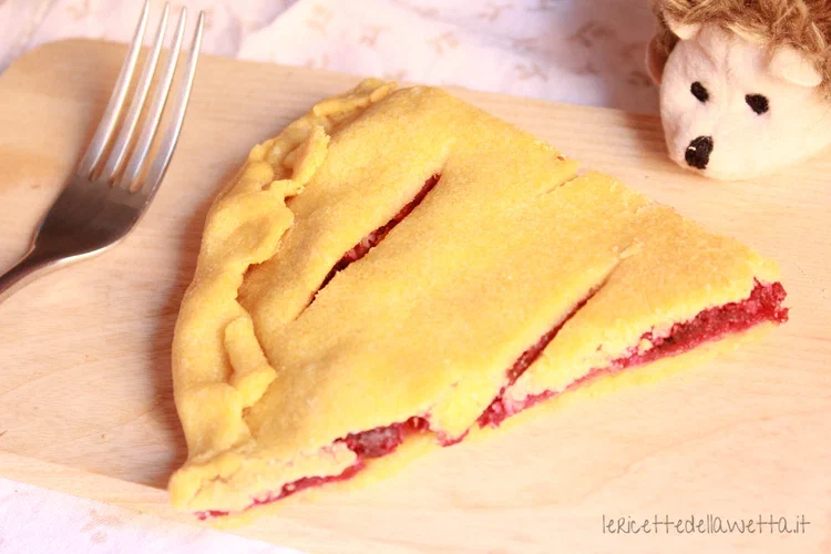 Torta salata con barbabietole