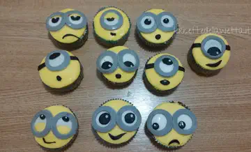 Minions cupcakes alla banana