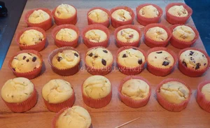 muffin fragole banane e cioccolato